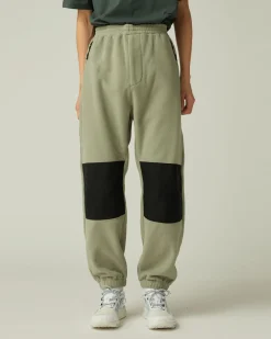 Mountain of Moods Fleece Pants
