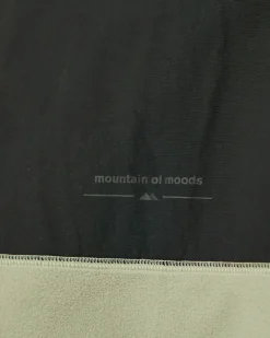 Mountain of Moods Fleece Pullover